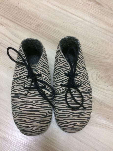 Jemne zateplené topanocky, zara,21