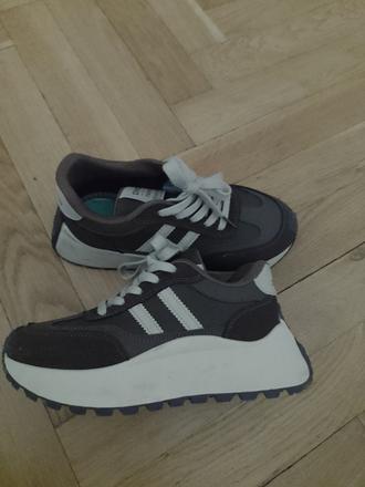 Štýlové tenisky na platforme, 36