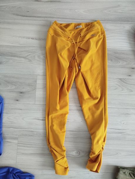 La pierre nohavice, mayo chix