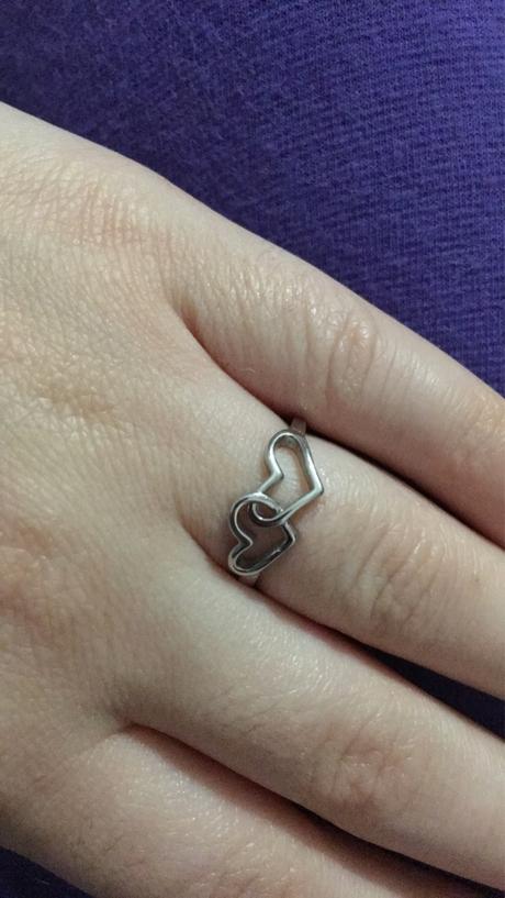 Dámsky prstienok so srdiečkami, 