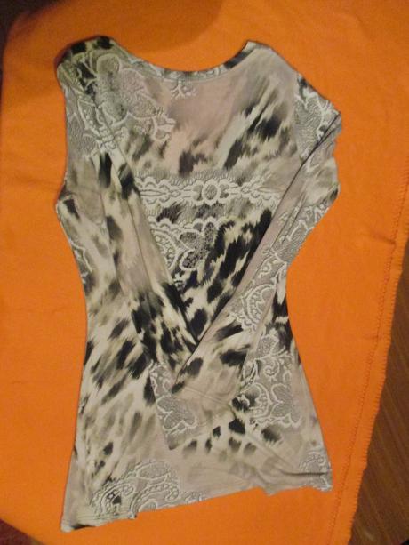 Predlzena bluzka s dlhym rukavom "s", s