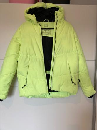 Lyziarska vetrovka, 158