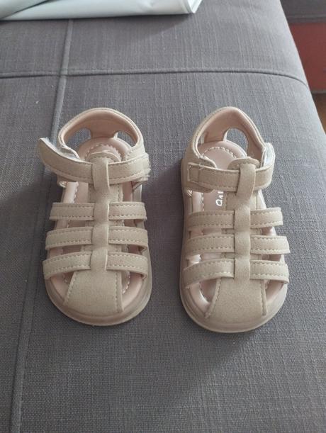 Barefoot sandale, 23