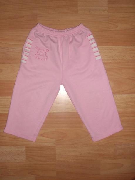 Ružové tepláčiky, 80