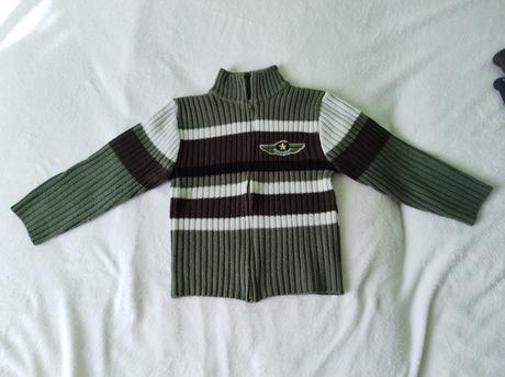 Sveter na zapínanie, 116