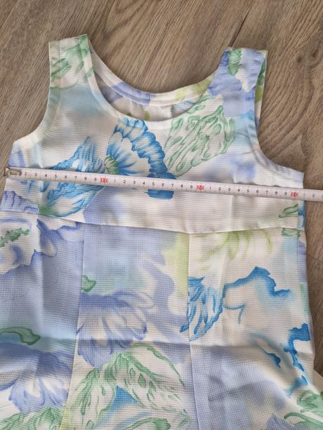 Šatky xs/s, 122 / 128