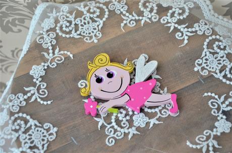 Drevená dekorácia -víla-ručná práca,