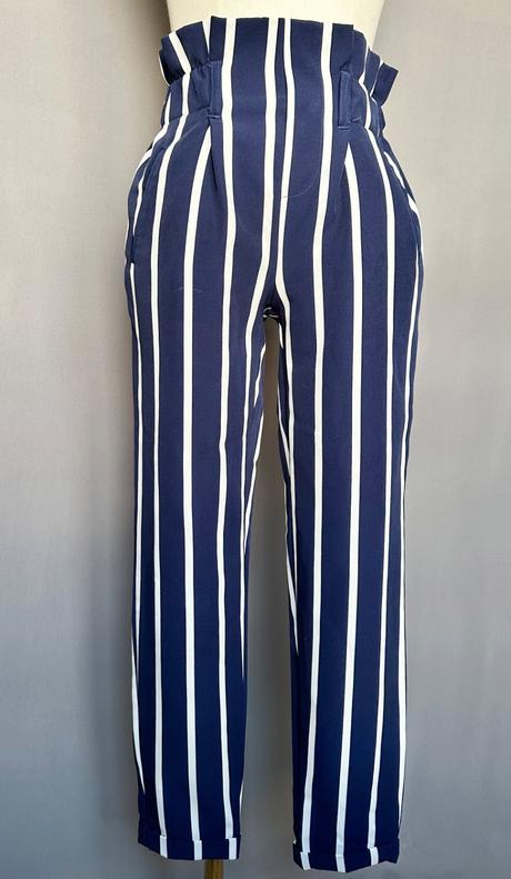 Elegantné nohavice s vreckami, xs