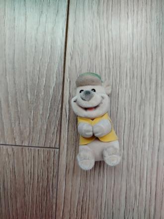 Malý plyšový macko pu,