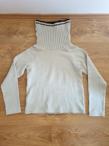 Rolák s veľkým golierom, s