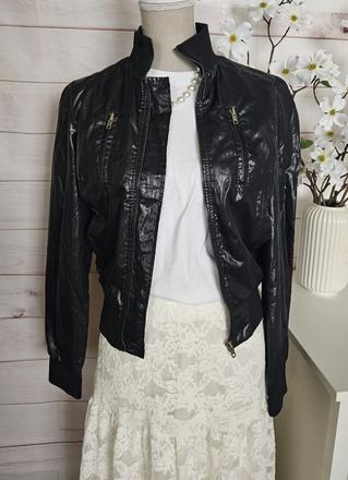 Krásna bunda zn.retro, s