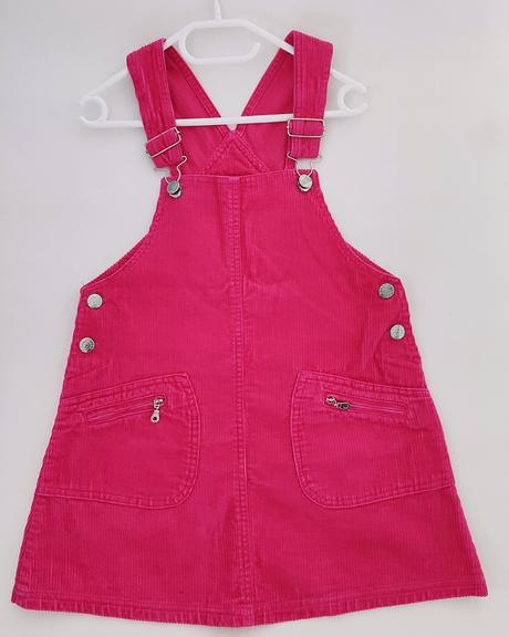 Menčestrová sukňa na traky, 128