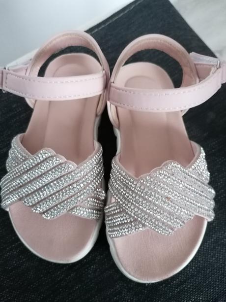 Sandalky pre dievčatko, 25