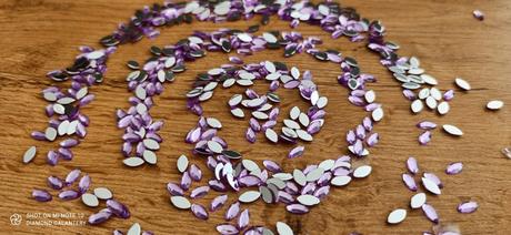 Ozdobné kamienky 5x10 mm - rozne farby, 