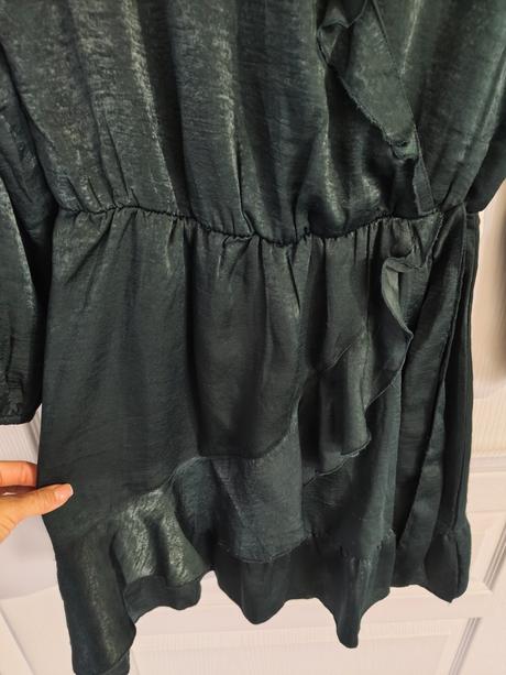 Dámske šaty s volánmi, sinsay,l