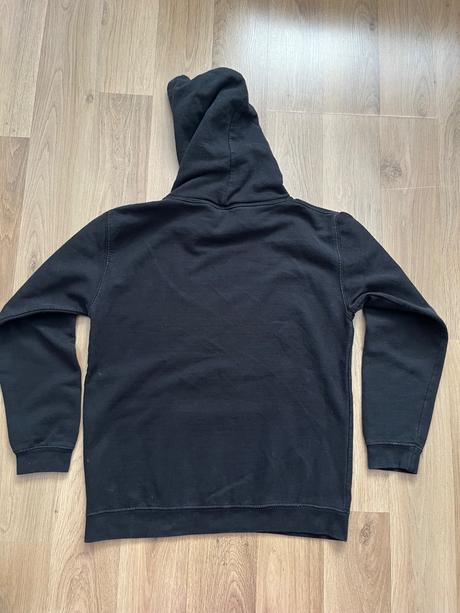 Mikina siryakari, 146