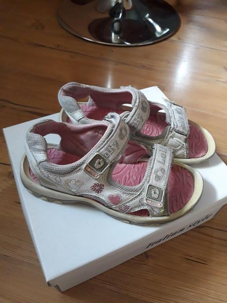 Dievčenské sandálky, 31