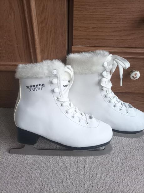 Dievčenské korčule veľ.36, 36