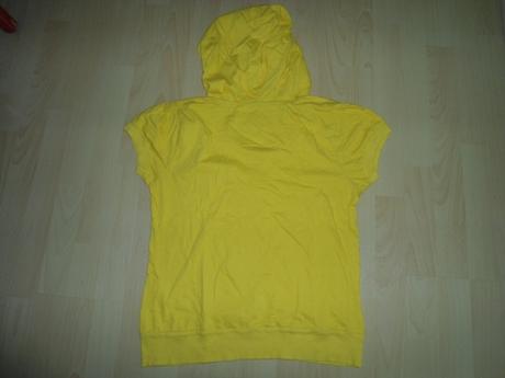 Zlte tricko s kapucnou, l