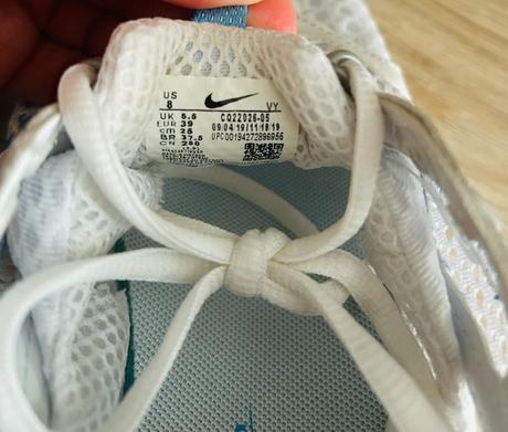 Brutálne štýlové tenisky značky nike, pc 150 eur, nike,39
