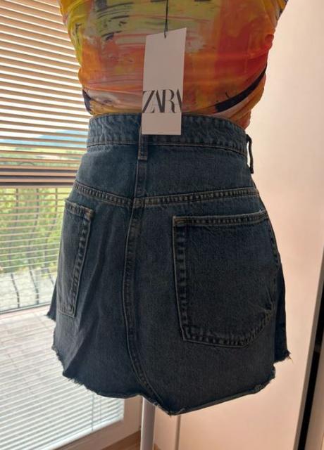 Tmavomodrá riflova sukňa zn. zara - veľkosť xl, zara,xl