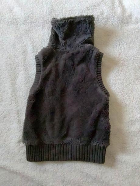 Krásna a teplučká vesta, amisu,164