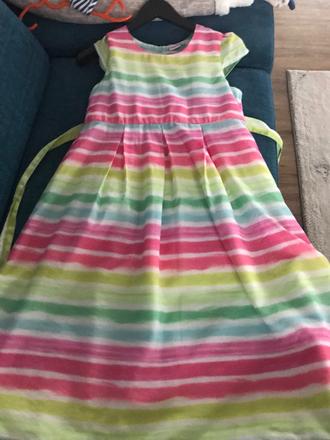 Krásne šaty, topolino,152