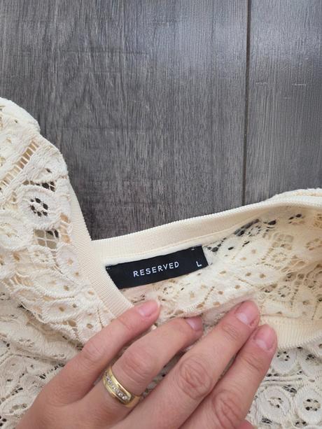 Cipkovane tricko, reserved,l