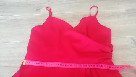 Spoločenské šaty, 38