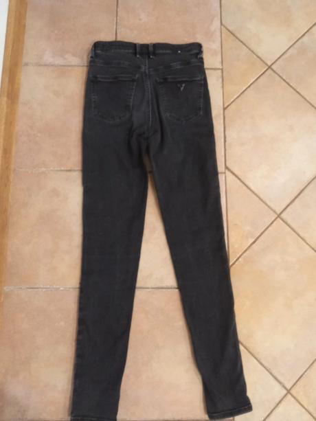 Tmavosive rifle guess, guess,xs