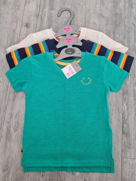 Tričká s visačkou, primark,86