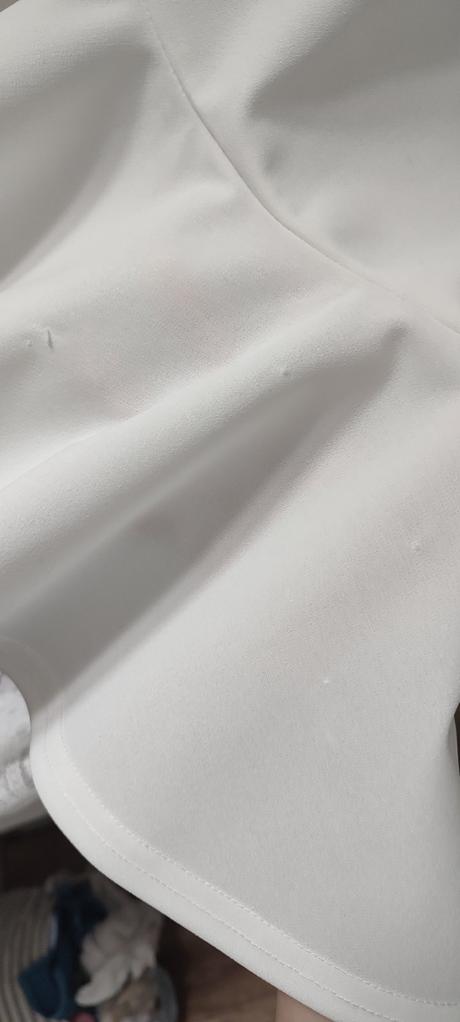 Shein peplum top tričko, 36