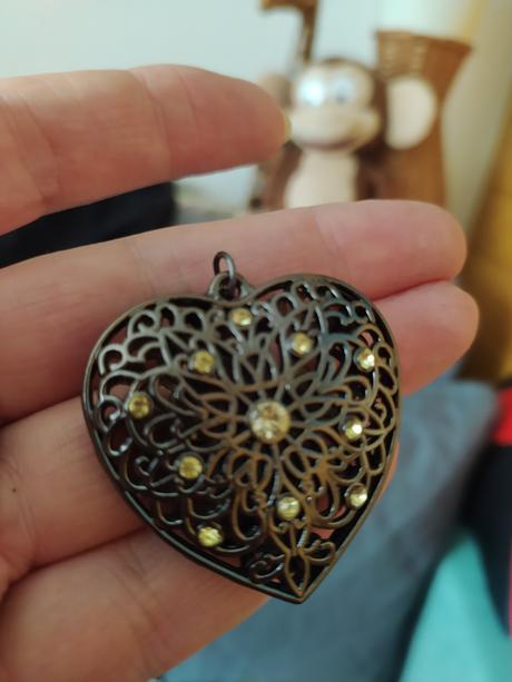 Retiazka so srdiečkom,