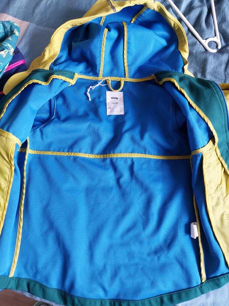 Softshelova bunda takmer nová sinsay, sinsay,122