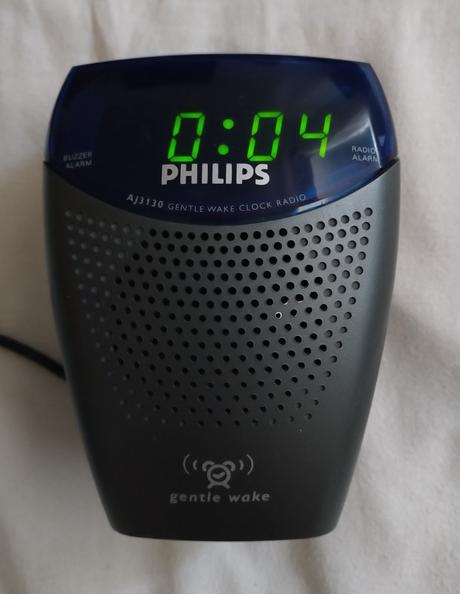 Rádiobudík philips y2k, philips