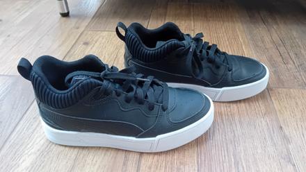 Prechodné botasky - super stav, puma,37