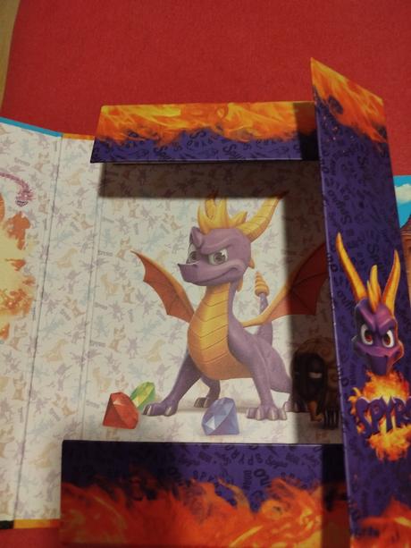 Predám box na zošity 2ks, 