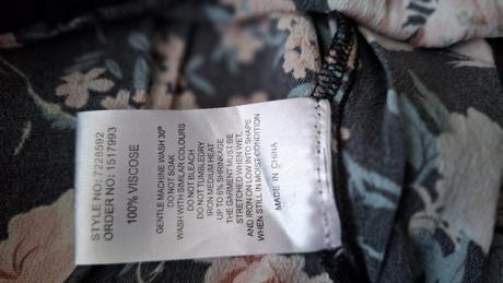 Sukňa s papagájmi, m