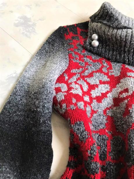 Teplý buklé pulóvrik/rolák, xl