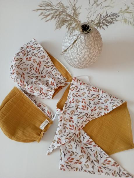 Čiapka a šatka z jemného mušelínu, 62 / 68 / 86 / 92