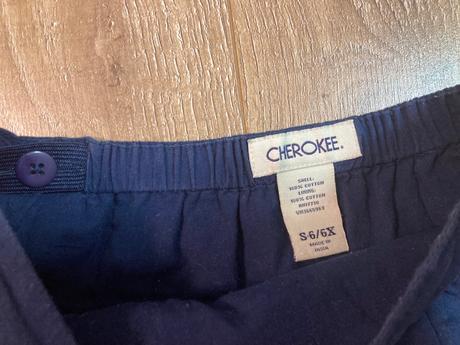 Volanova sukna, cherokee,122