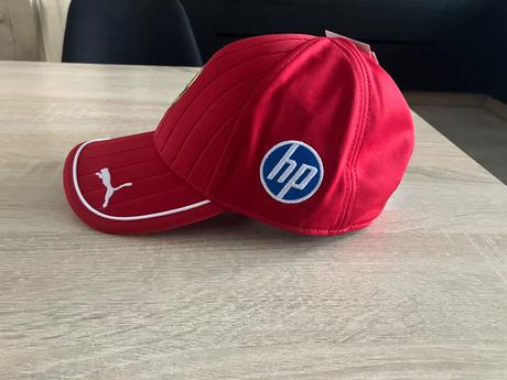 Šiltovka f1, puma