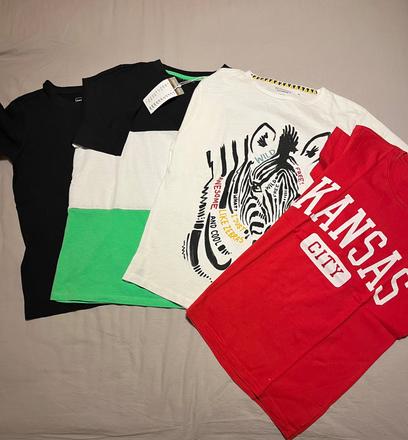 Súprava 4 tričiek, reserved,146