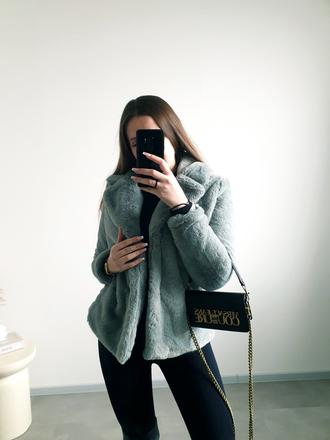 Kožúšok s, reserved,s