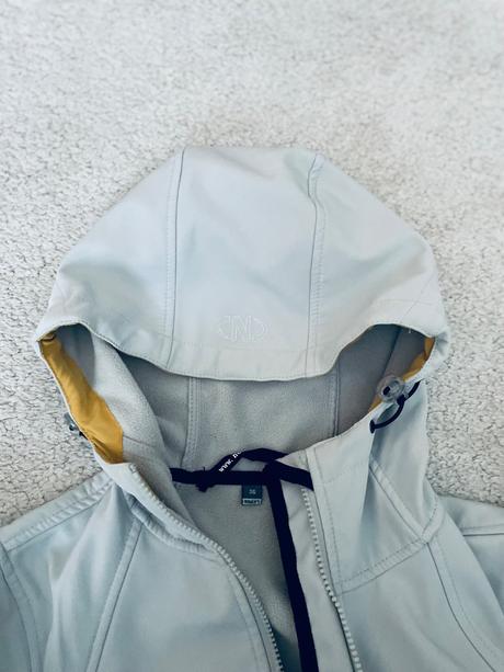 Softshelova bunda, 36