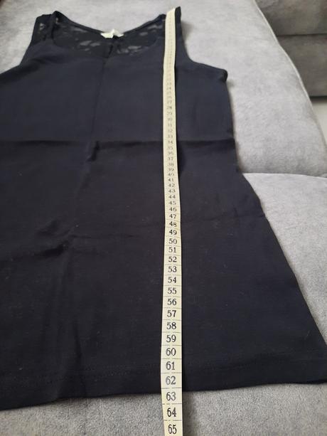 Čierne tielko s čipkou, house,s