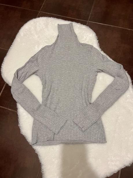 Sivý rolák, bershka,xs