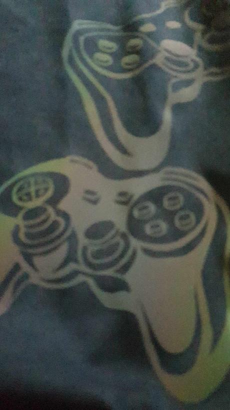 Krásna mikina ako nova, 158