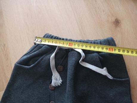 Hrubšie tepláky, 110