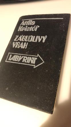 Zabudlivy vrah - attila kristof,